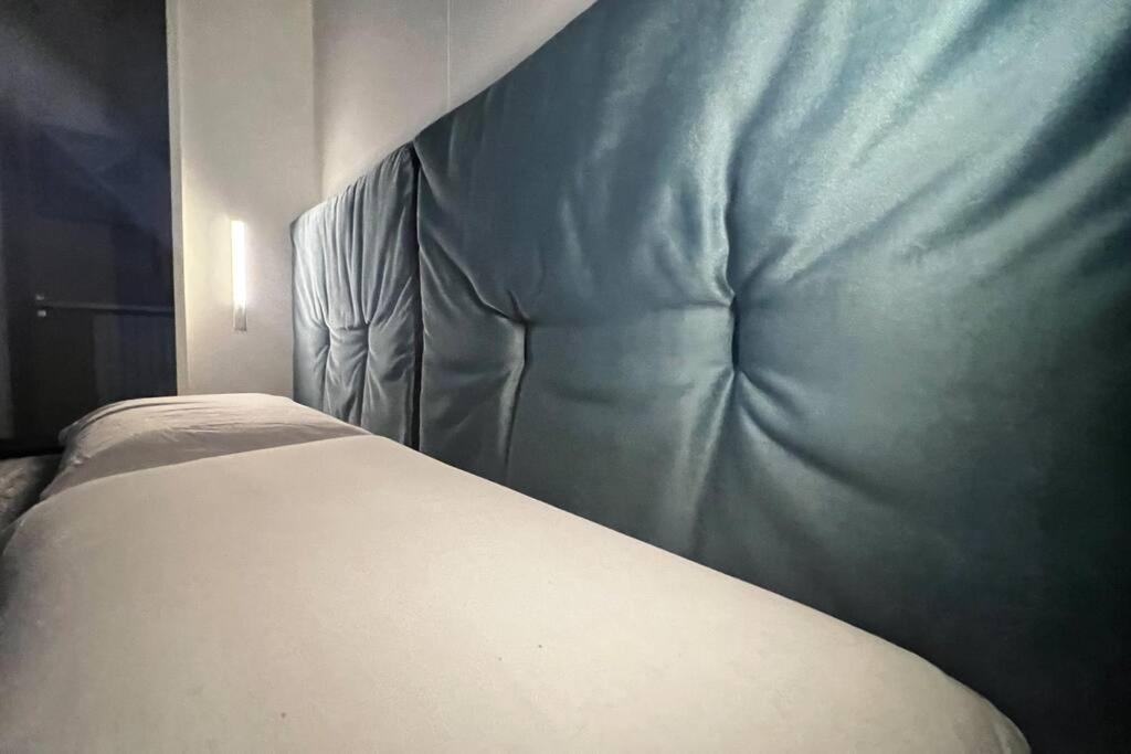 Urban House - Comfy Flat Navigli Milan Centerアパートメント エクステリア 写真