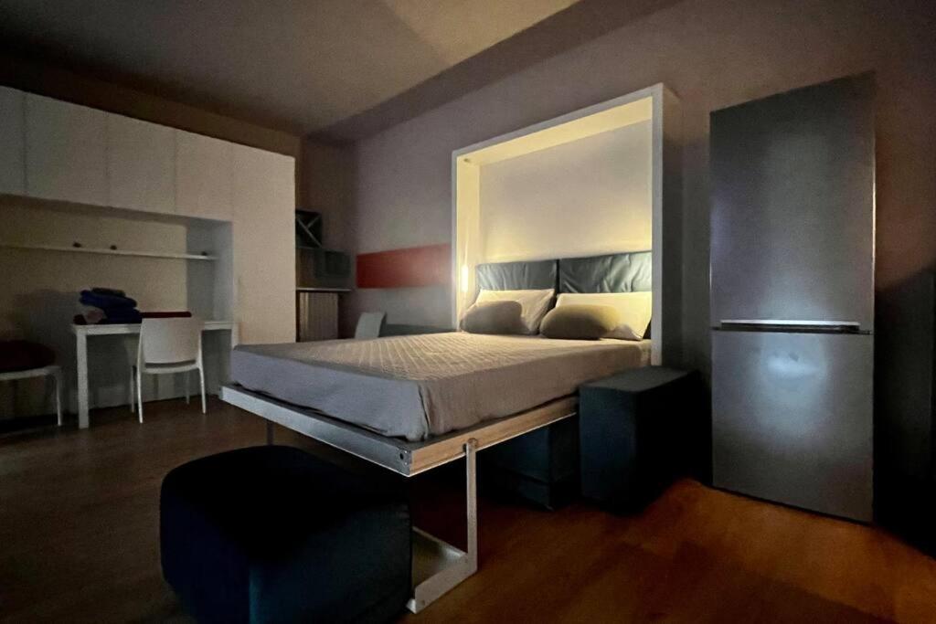 Urban House - Comfy Flat Navigli Milan Centerアパートメント エクステリア 写真
